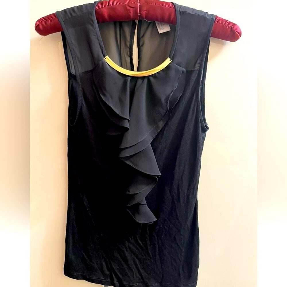 H&M Women’s Sleeveless Color Black Blouse wth chiffon Size XS